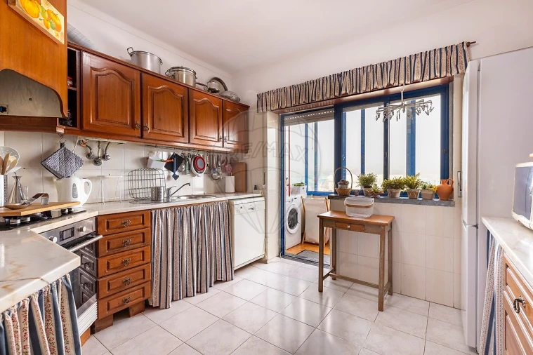 Apartamento T3 para Venda em A dos Cunhados e Maceira Foto 8