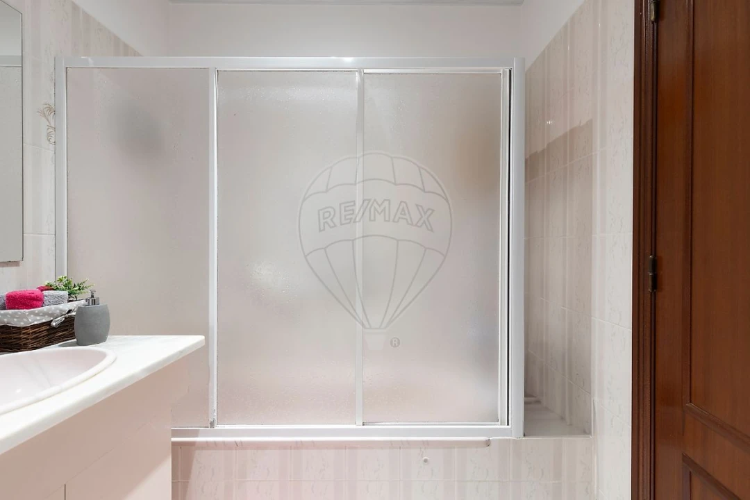 Apartamento T3 para Venda em A dos Cunhados e Maceira Foto 17