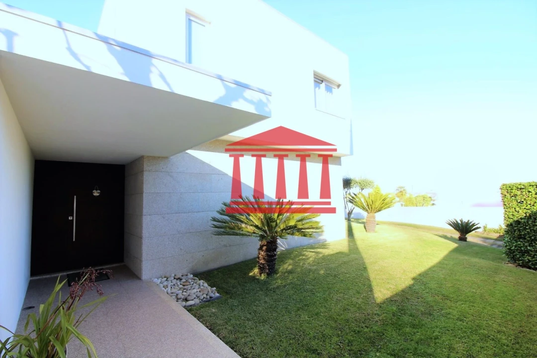 Moradia T4 para Venda em Carvalhal Foto 6