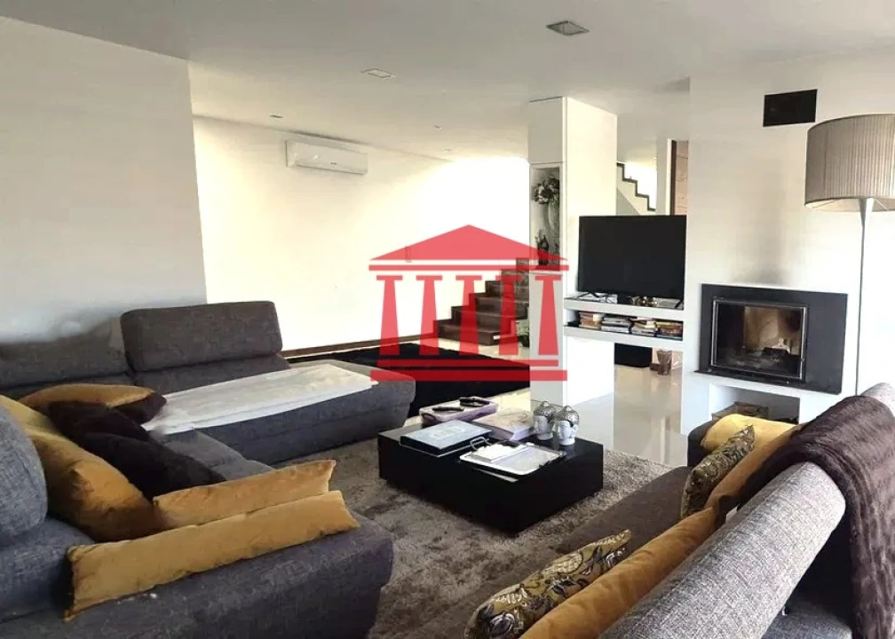 Moradia T4 para Venda em Carvalhal Foto 10