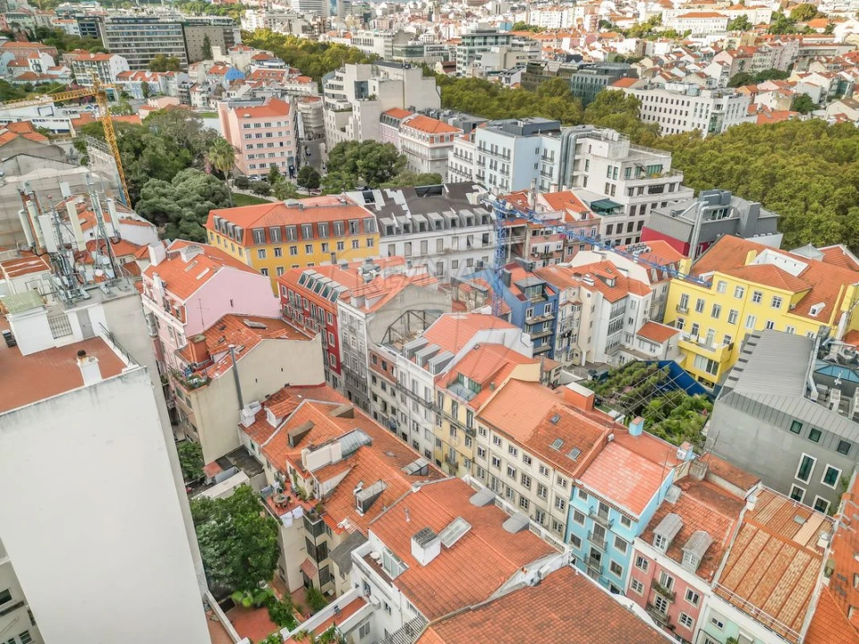 Apartamento T3 para Venda em Santo António Foto 1