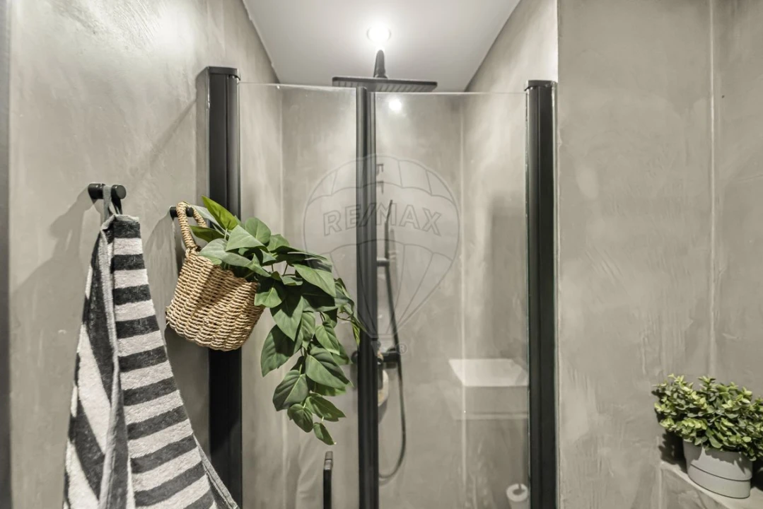 Apartamento T3 para Venda em Santo António Foto 25