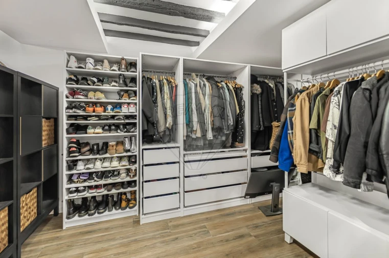 Apartamento T3 para Venda em Santo António Foto 29