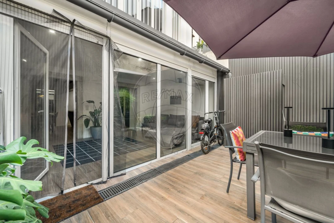 Apartamento T3 para Venda em Santo António Foto 24