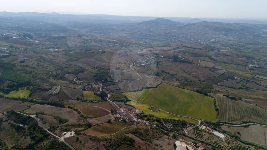 Moradia T2 para Venda em Dois Portos e Runa Foto 30