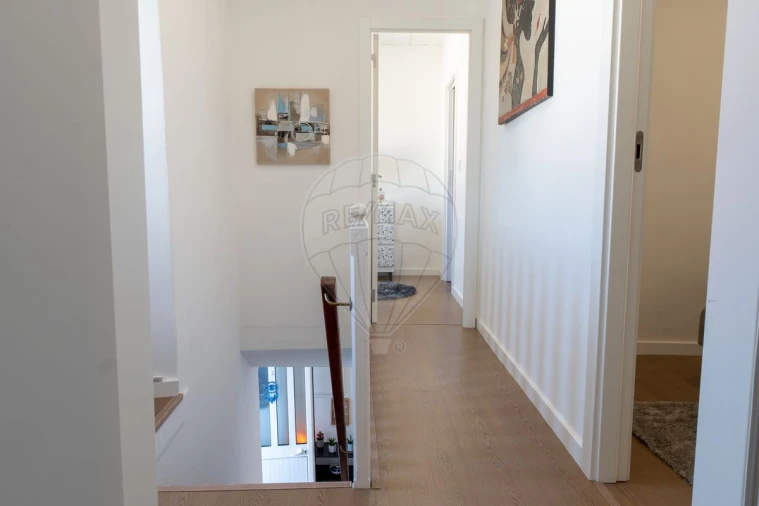 Moradia T2 para Venda em Dois Portos e Runa Foto 16