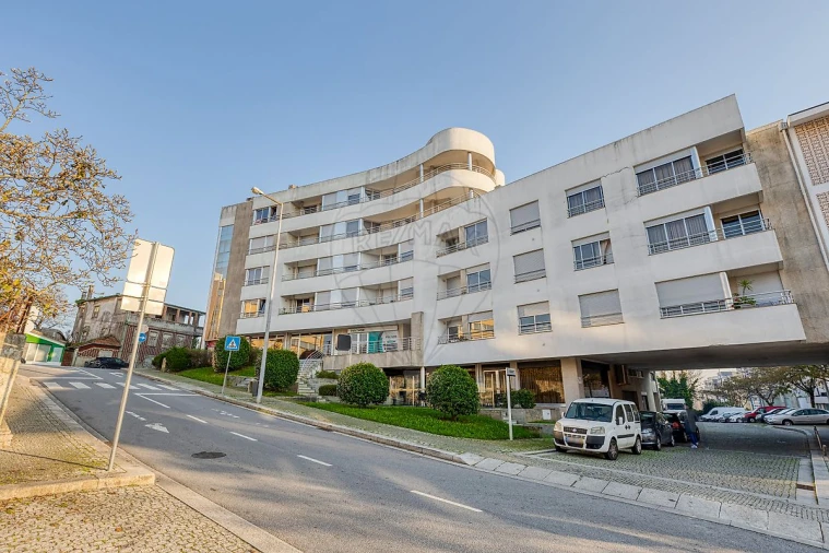 Negócio para Arrendamento em Cidade da Maia Foto 19