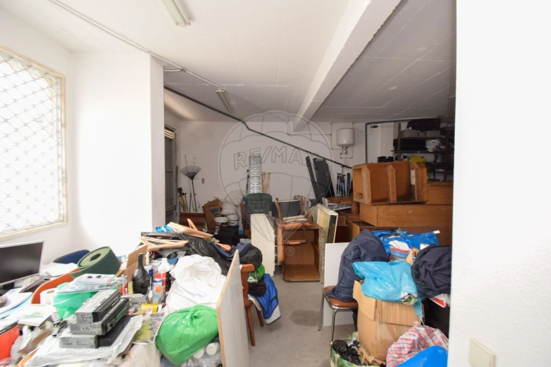 Loja para Venda em Rio de Mouro Foto 4