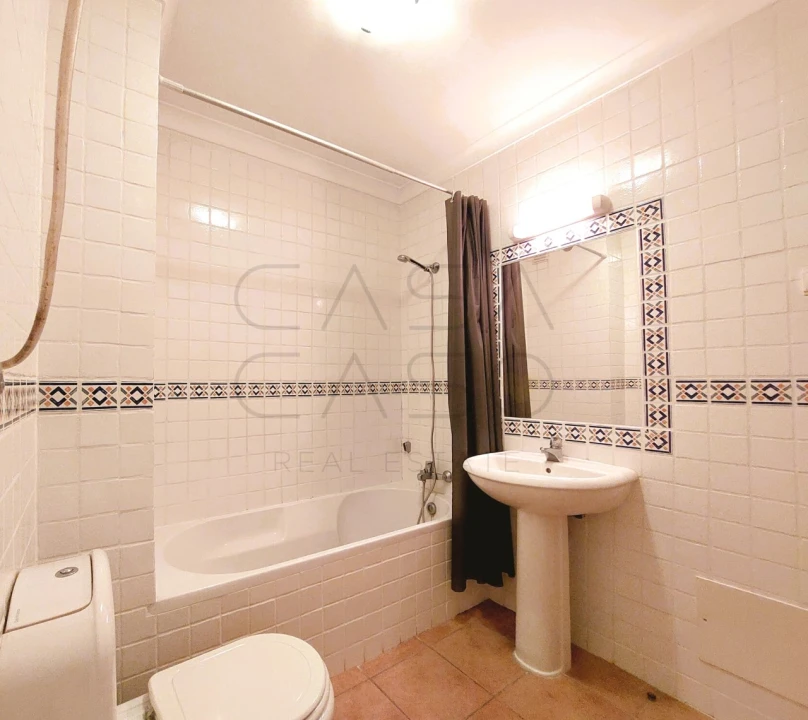 Apartamento T1 para Venda em Carvalhal Foto 18