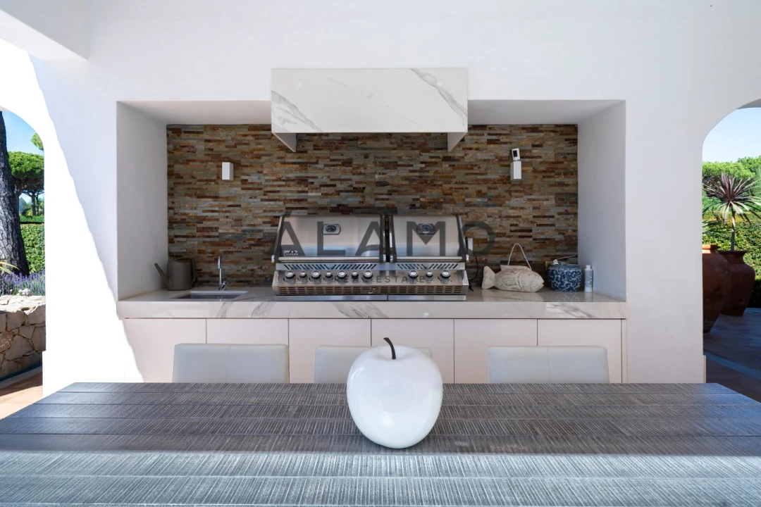 Moradia T4 para Venda em Almancil Foto 22