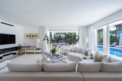 Moradia T4 para Venda em Almancil