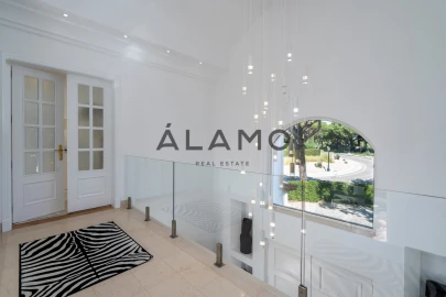 Moradia T4 para Venda em Almancil