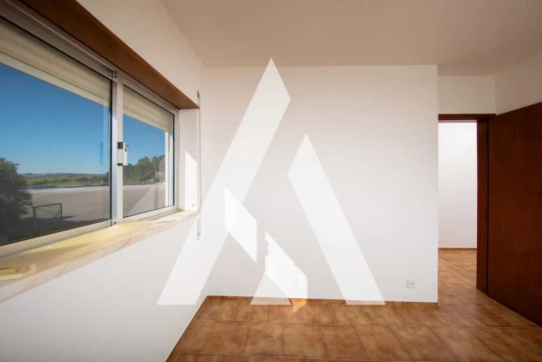 Armazém para Venda em Leiria, Pousos, Barreira e Cortes Foto 9