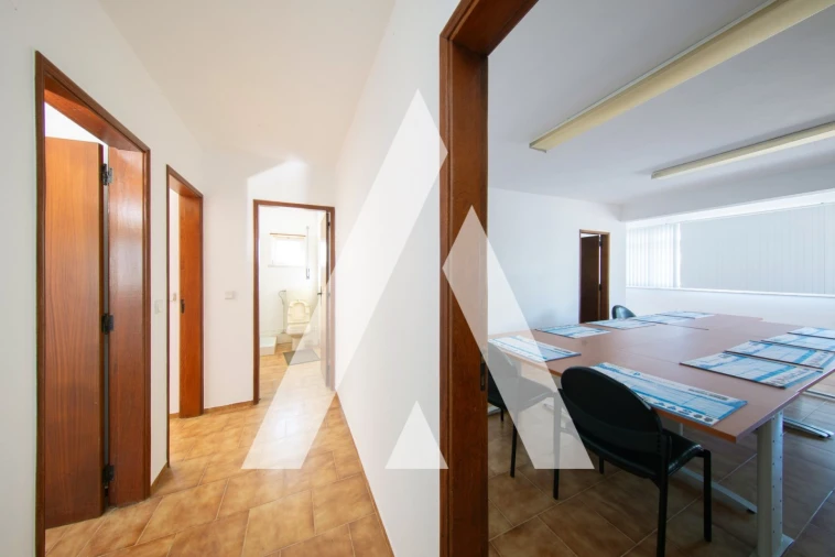 Armazém para Venda em Leiria, Pousos, Barreira e Cortes Foto 11