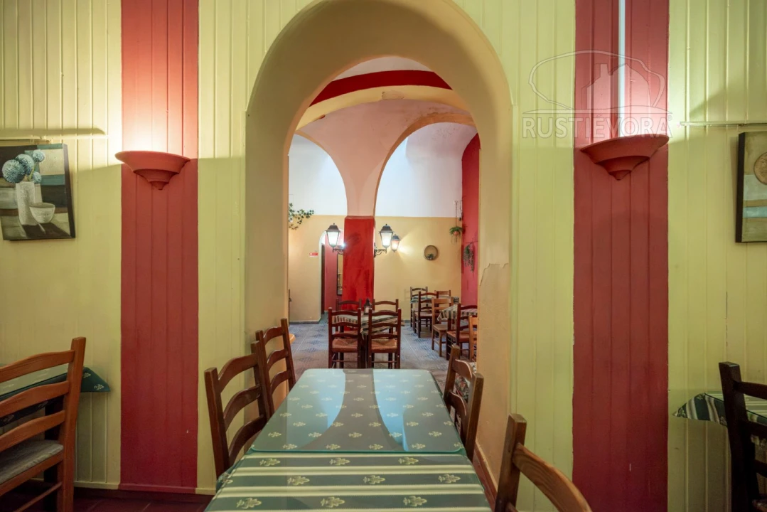 Negócio para Venda em Évora (São Mamede, Sé, São Pedro e Santo Antão) Foto 15