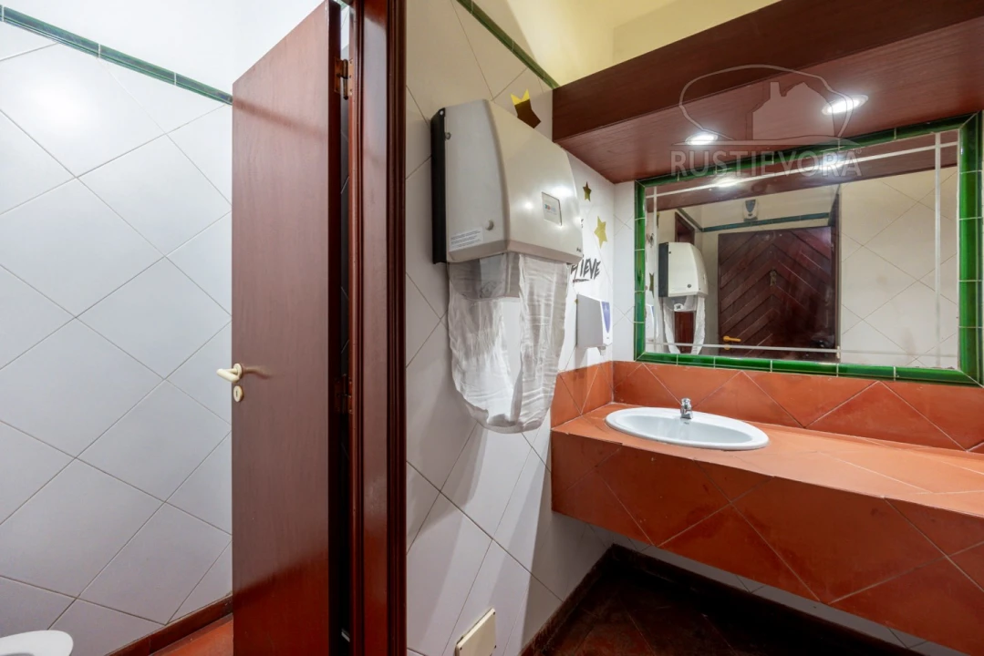 Negócio para Venda em Évora (São Mamede, Sé, São Pedro e Santo Antão) Foto 23