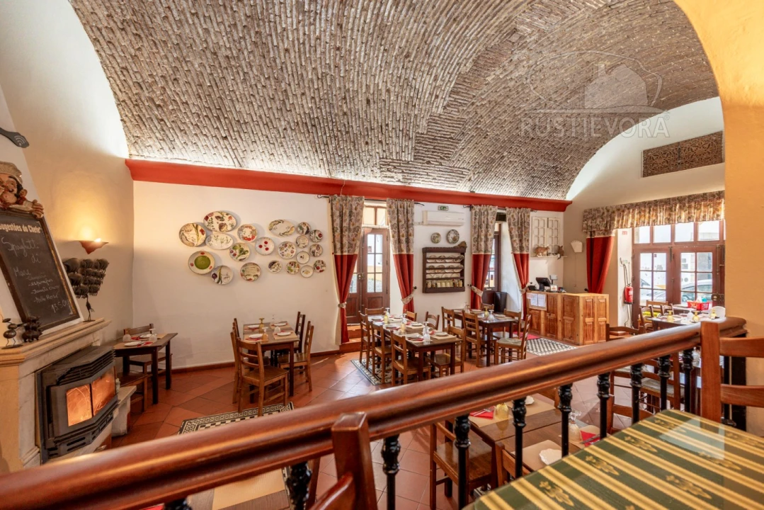 Negócio para Venda em Évora (São Mamede, Sé, São Pedro e Santo Antão) Foto 2