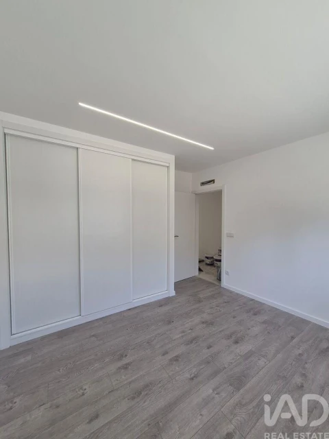 Moradia T3 para Venda em Atouguia da Baleia