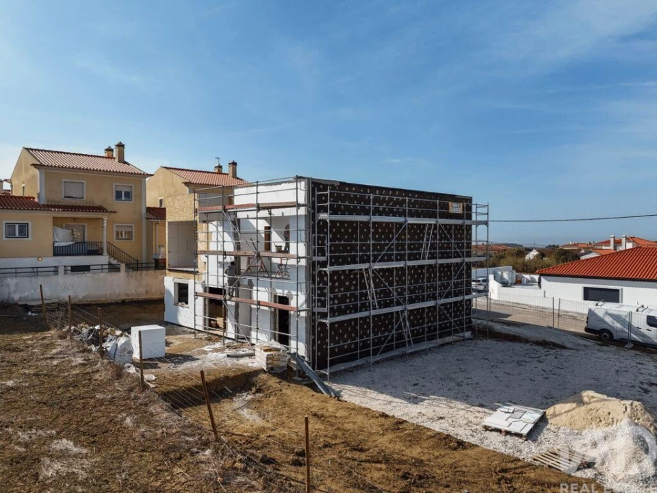 Moradia T3 para Venda em Santa Barbara Foto 16