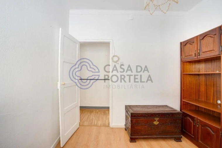 Moradia T6 para Venda em Couço Foto 34