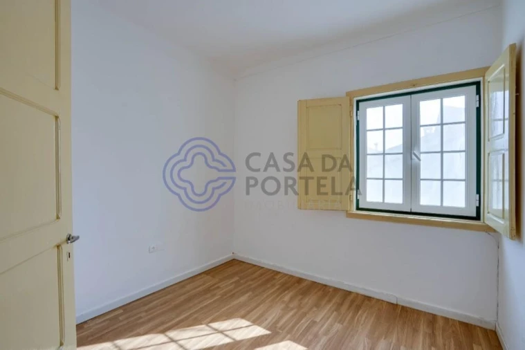 Moradia T6 para Venda em Couço Foto 7