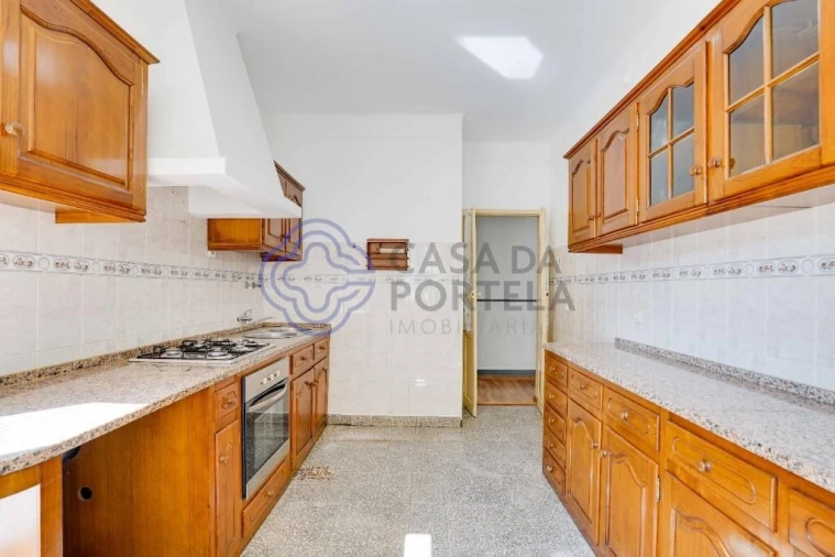 Moradia T6 para Venda em Couço Foto 40