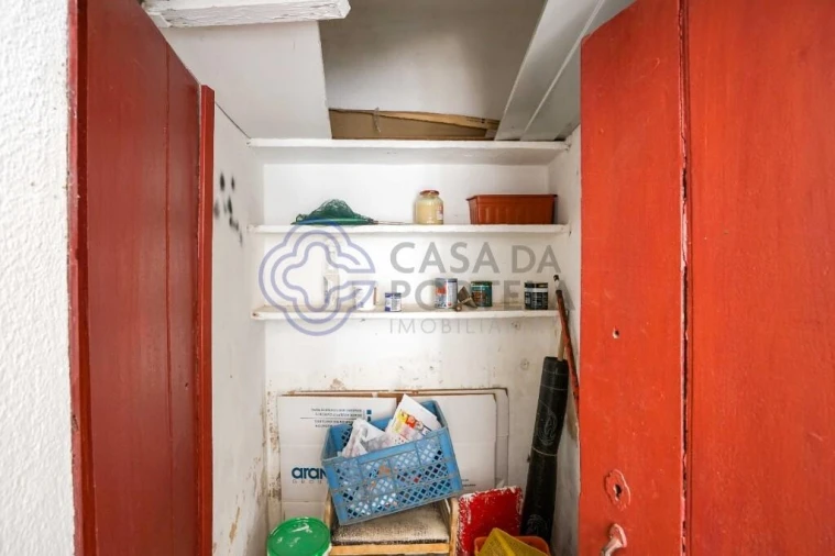 Moradia T6 para Venda em Couço Foto 44