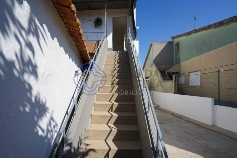 Moradia T6 para Venda em Couço Foto 11