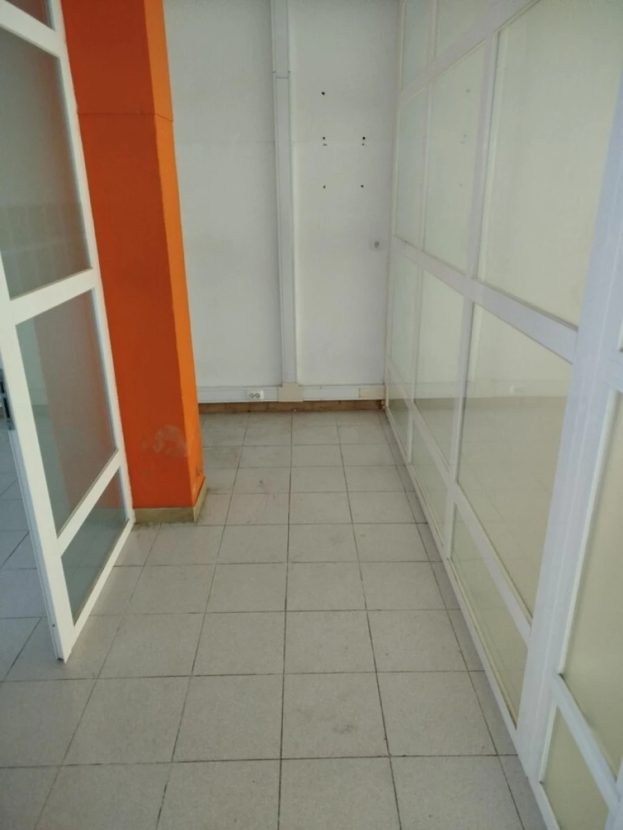 Loja para Arrendamento em Algueirão-Mem Martins Foto 6