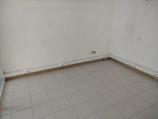 Loja para Arrendamento em Algueirão-Mem Martins Foto 8