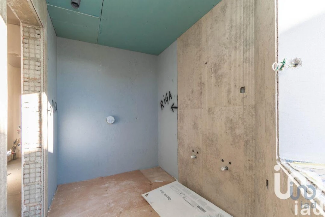 Apartamento T2 para Venda em Parceiros e Azoia Foto 10