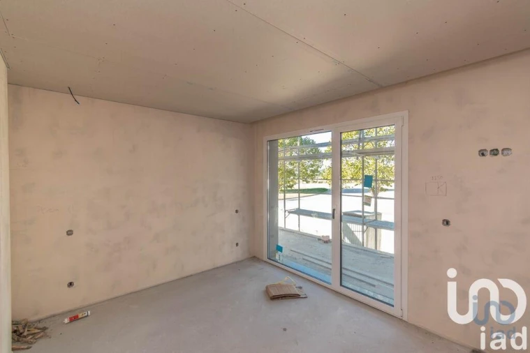 Apartamento T2 para Venda em Parceiros e Azoia Foto 8