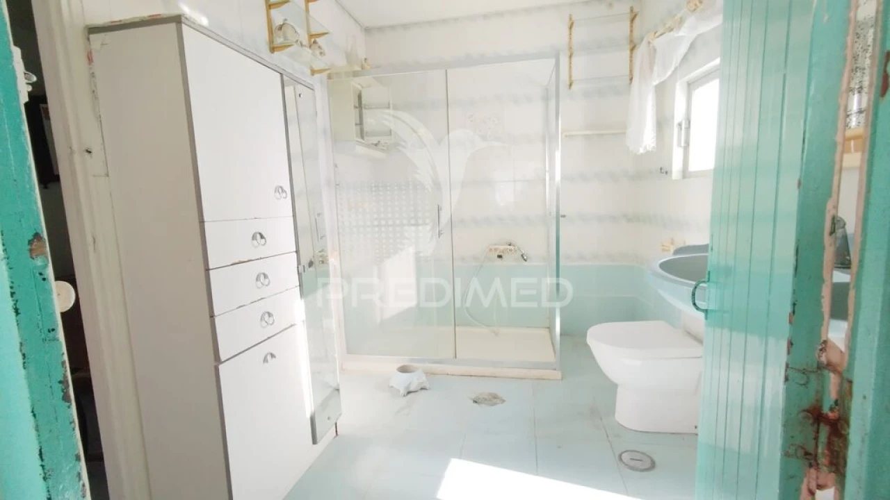 Apartamento T3 para Venda em Olhão Foto 19