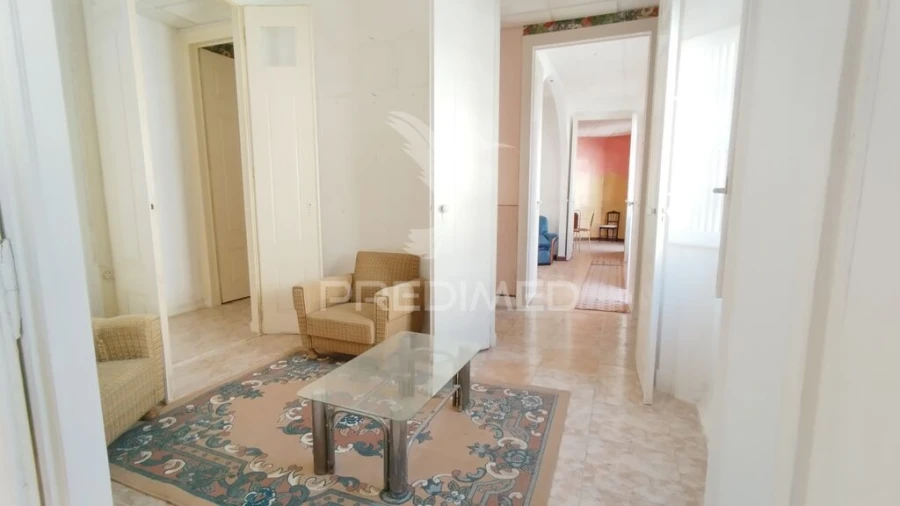 Apartamento T3 para Venda em Olhão Foto 12
