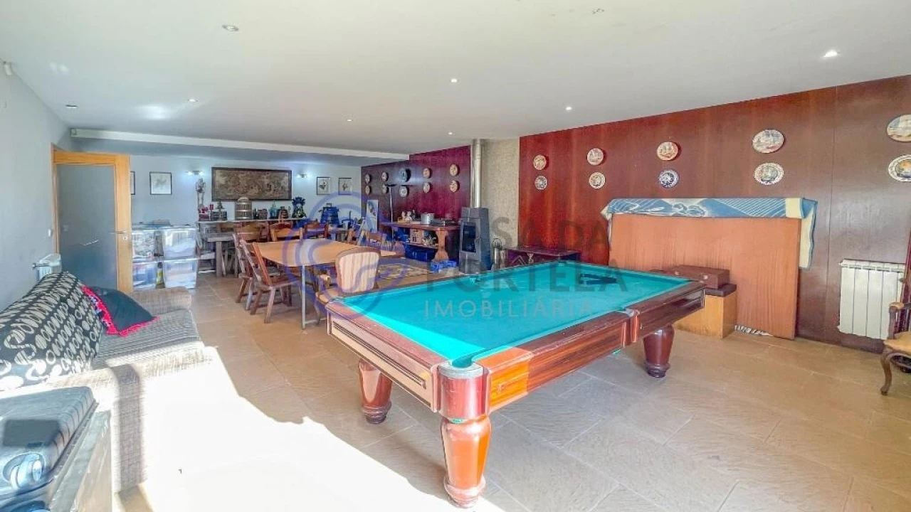 Moradia T6 para Venda em Cidade da Maia Foto 37