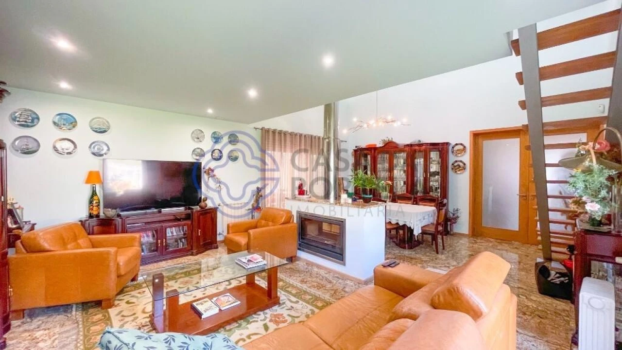 Moradia T6 para Venda em Cidade da Maia Foto 17