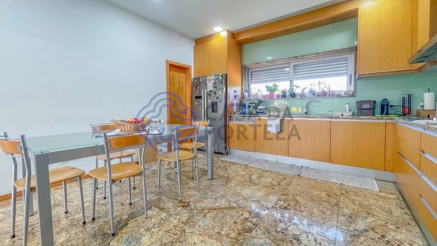 Moradia T5 para Venda em Cidade da Maia Foto 20