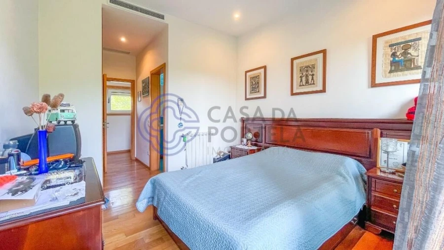 Moradia T5 para Venda em Cidade da Maia Foto 31