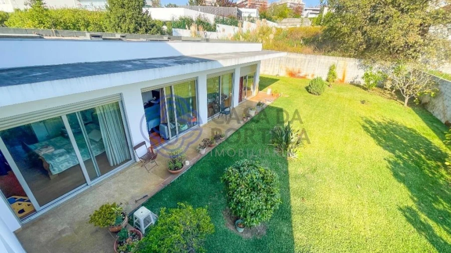 Moradia T5 para Venda em Cidade da Maia Foto 7