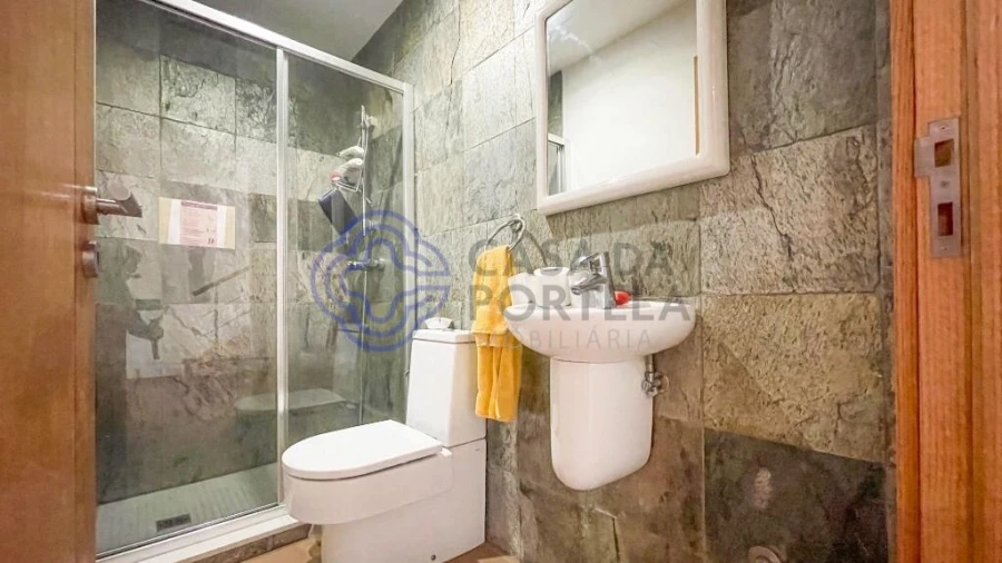 Moradia T5 para Venda em Cidade da Maia Foto 34