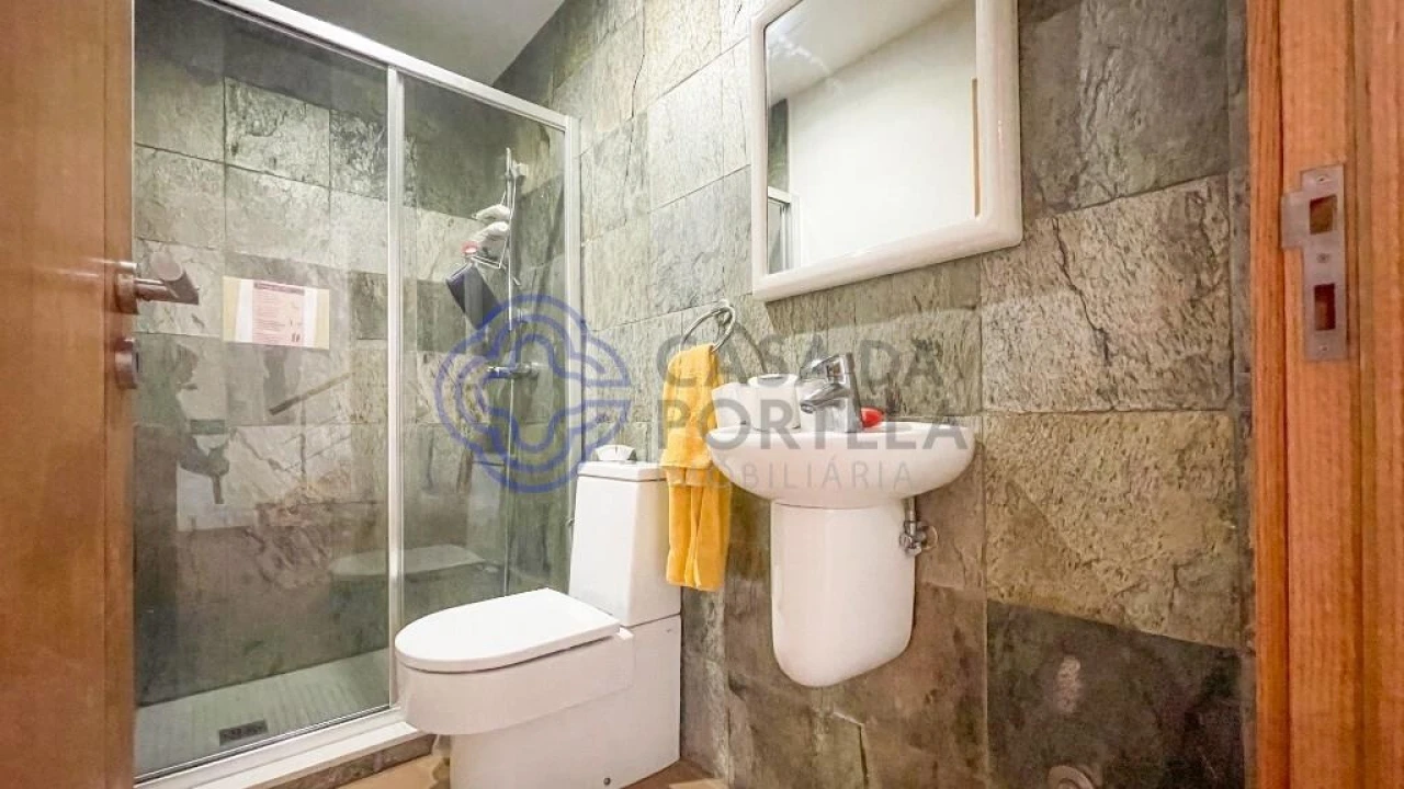 Moradia T6 para Venda em Cidade da Maia Foto 34