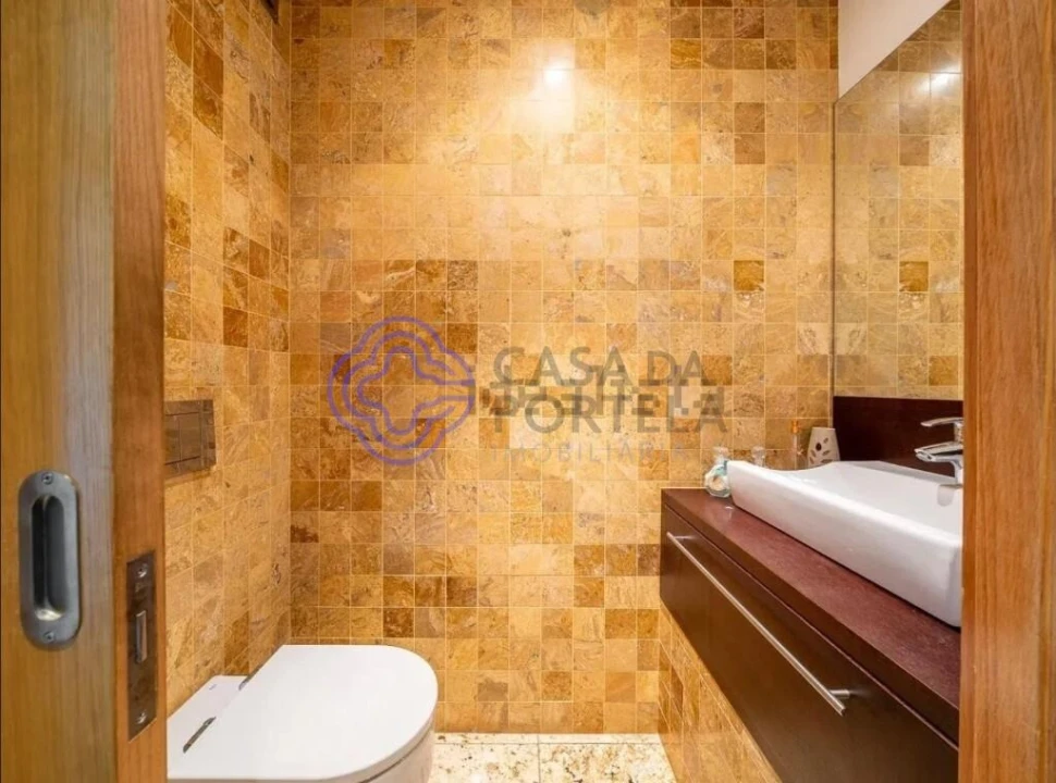 Moradia T6 para Venda em Cidade da Maia Foto 51