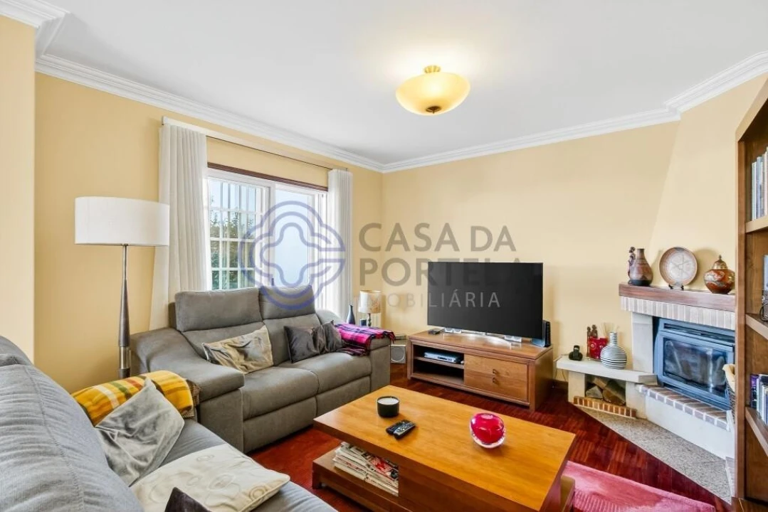 Moradia T3 para Venda em Serzedo e Perosinho Foto 4