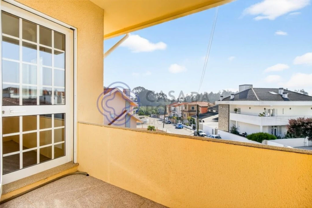 Moradia T3 para Venda em Serzedo e Perosinho Foto 16