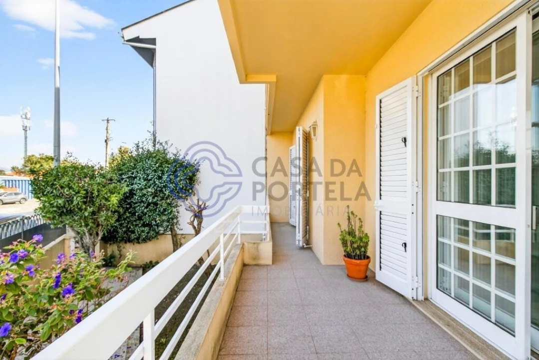 Moradia T3 para Venda em Serzedo e Perosinho Foto 6