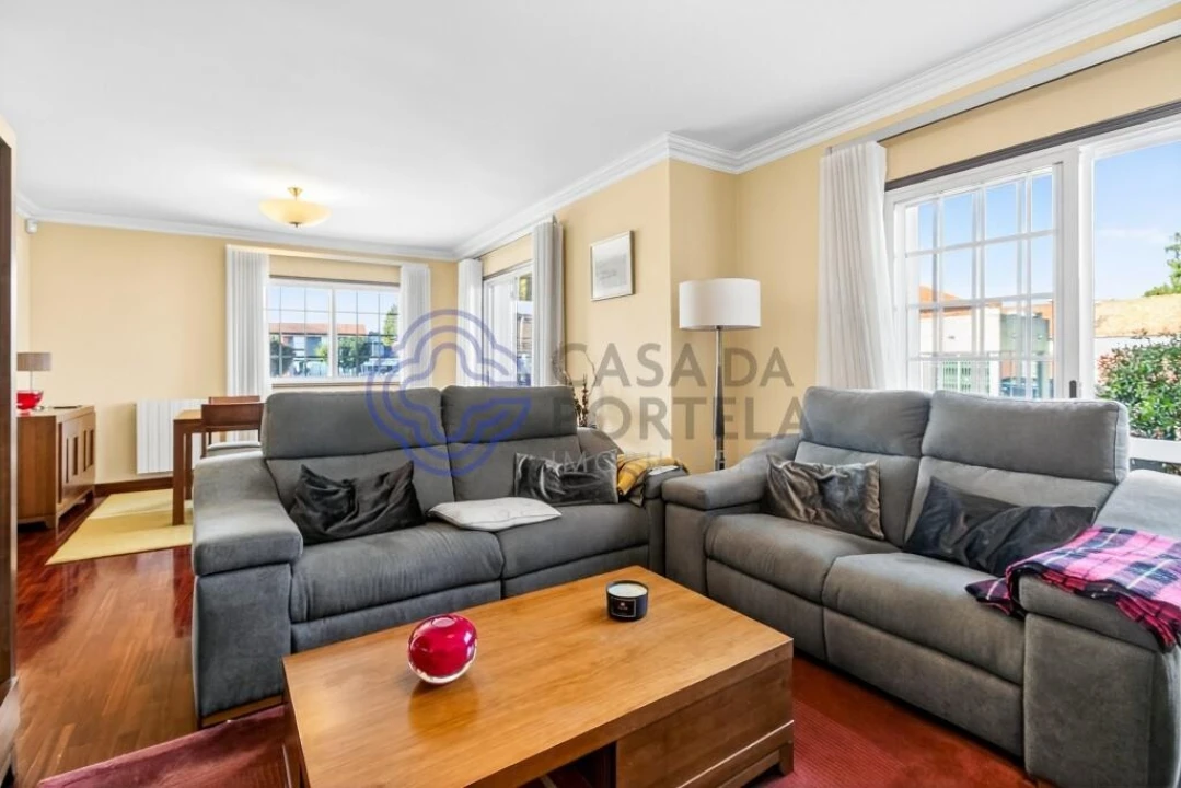 Moradia T3 para Venda em Serzedo e Perosinho Foto 5