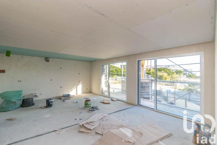 Apartamento T2 para Venda em Parceiros e Azoia Foto 10