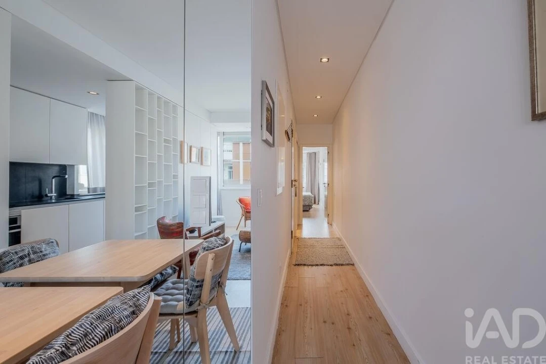 Apartamento T1 para Arrendamento em Campo de Ourique Foto 6