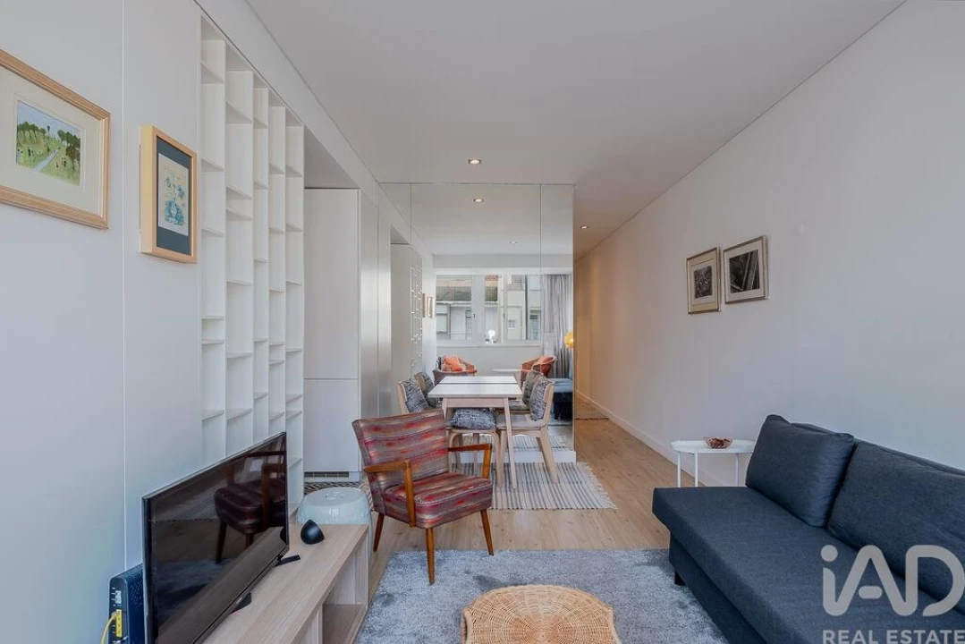 Apartamento T1 para Arrendamento em Campo de Ourique Foto 3