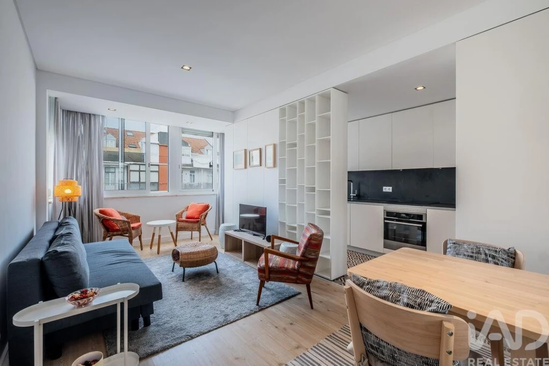 Apartamento T1 para Arrendamento em Campo de Ourique Foto 1